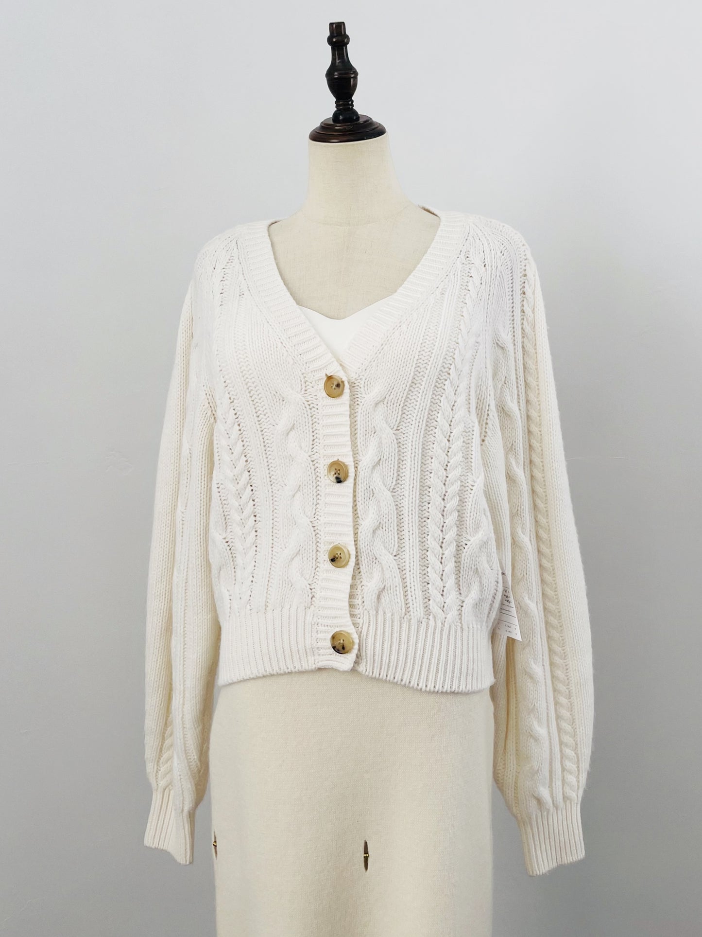 90% Wool 10%Cashmere Cable Knit Cardigan