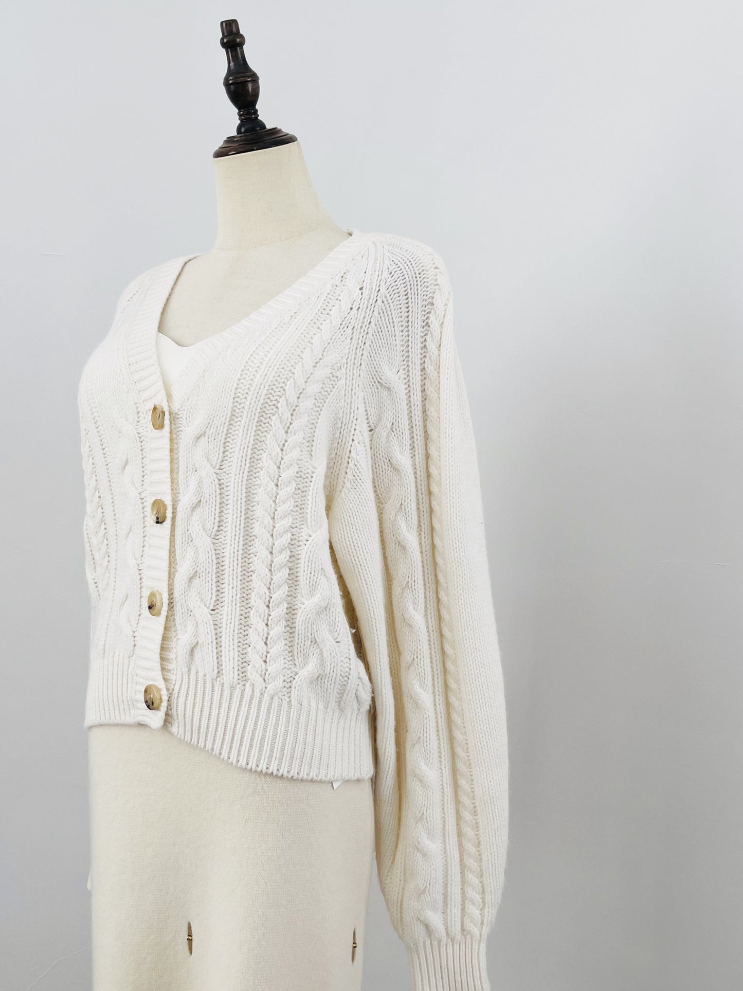 90% Wool 10%Cashmere Cable Knit Cardigan